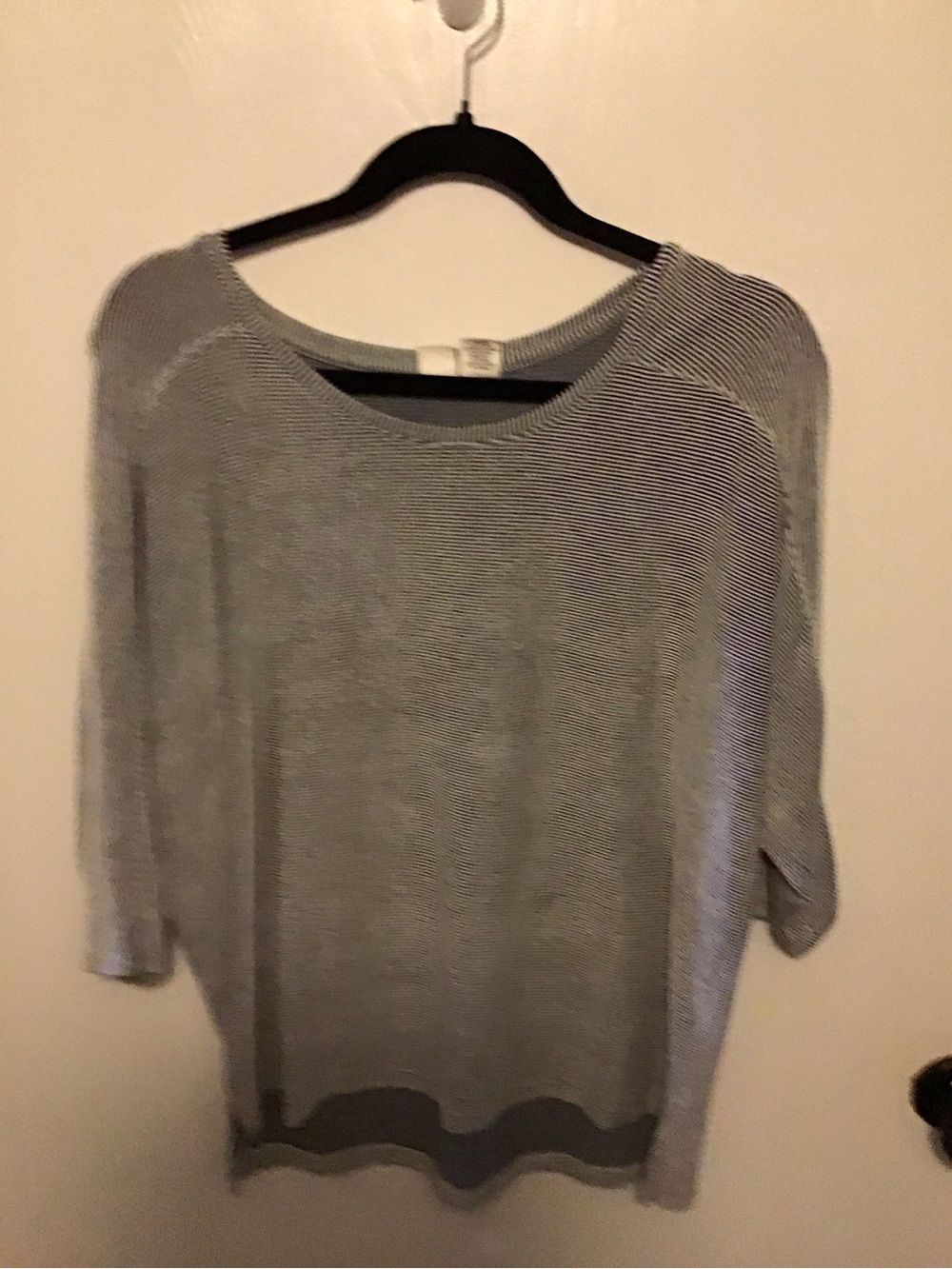 Artisan Ny Light Gray Scoop Neck Knit Pullover